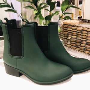 Steve Madden ‘Drizzle’ Chelsea Rainboots